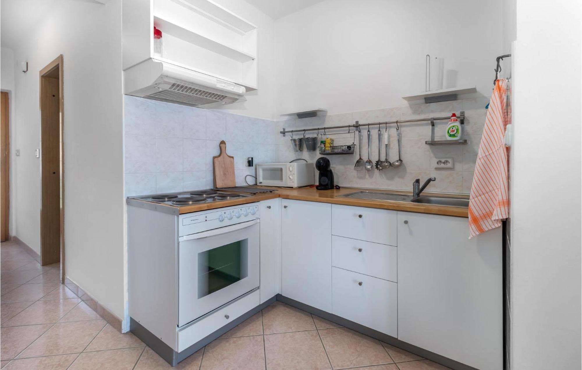 Lovely Apartment In Novi Vinodolski With Wifi Exterior foto