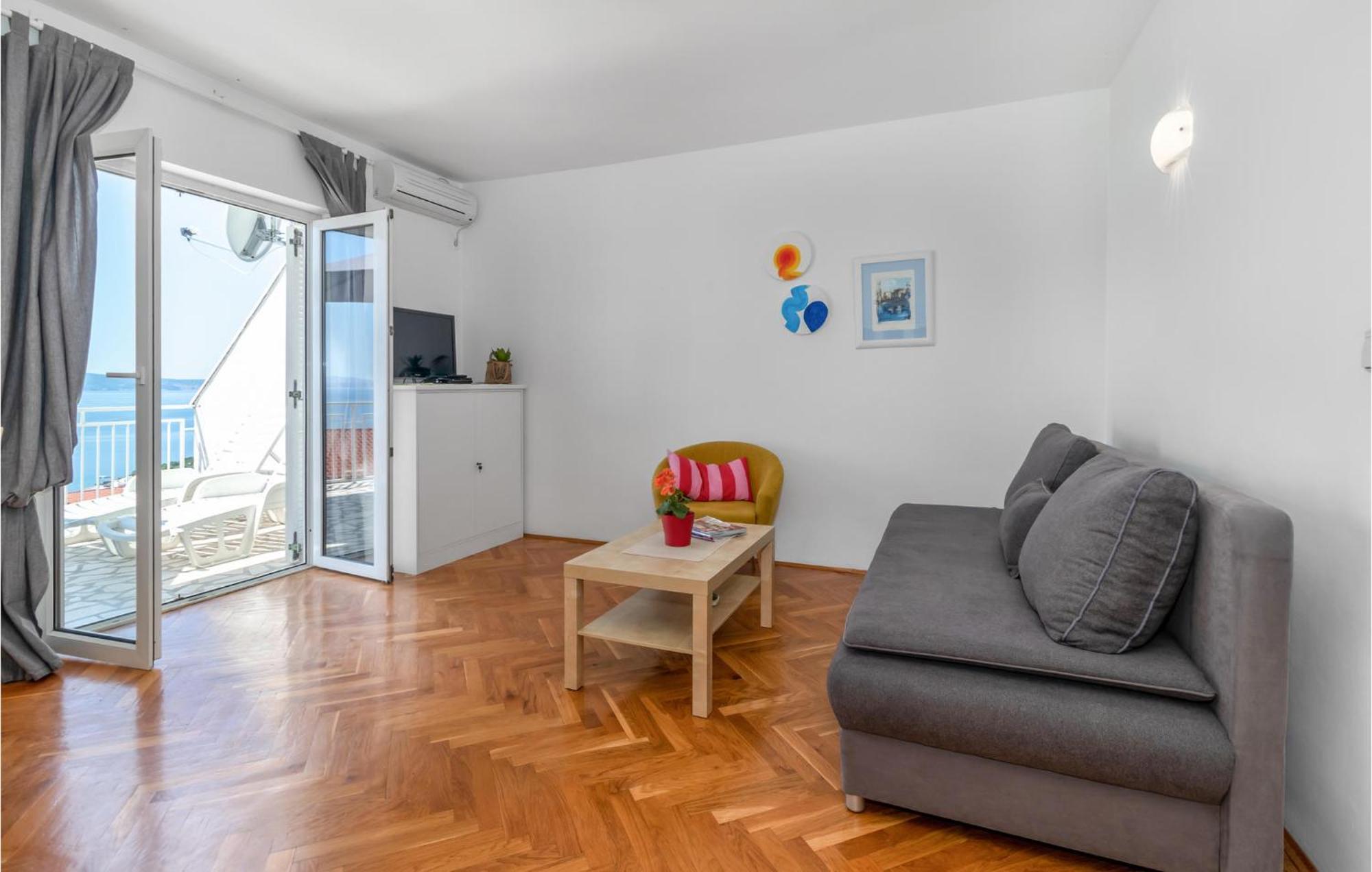 Lovely Apartment In Novi Vinodolski With Wifi Exterior foto