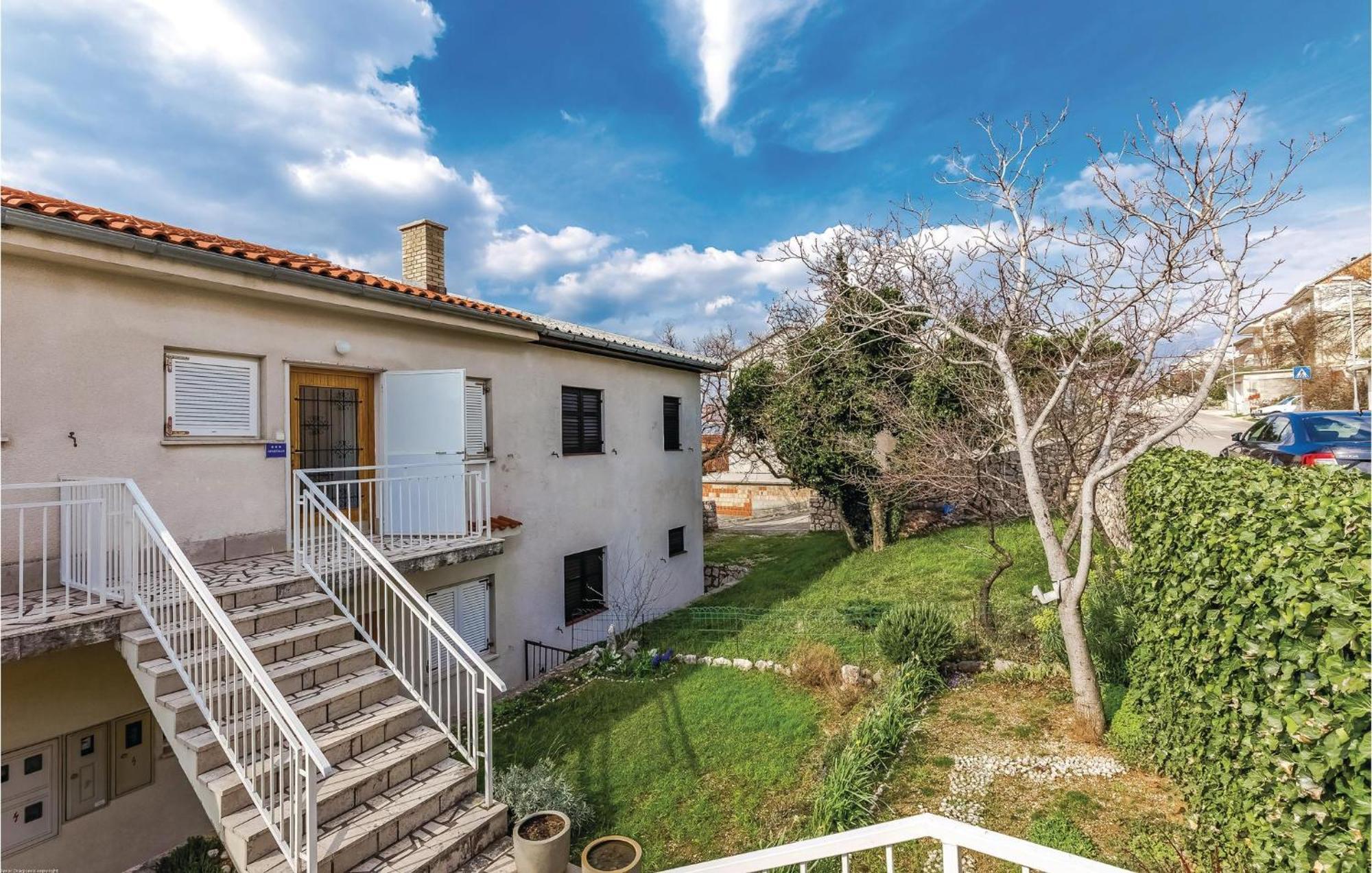 Lovely Apartment In Novi Vinodolski With Wifi Exterior foto